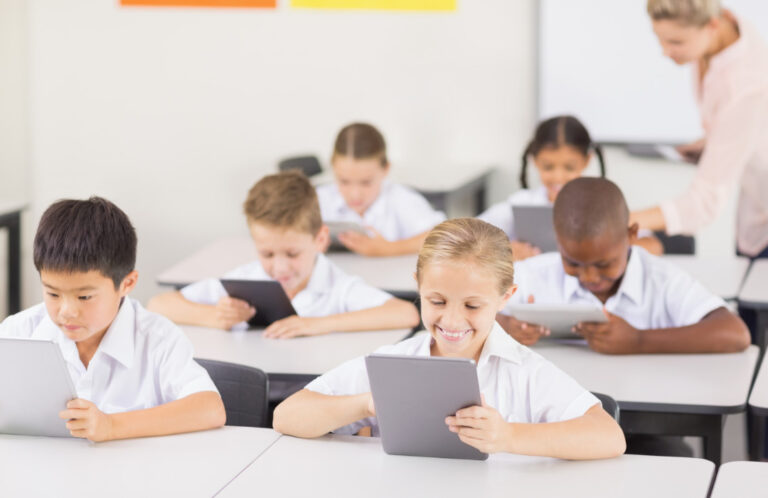 vzable blog images_devices in classroom_2